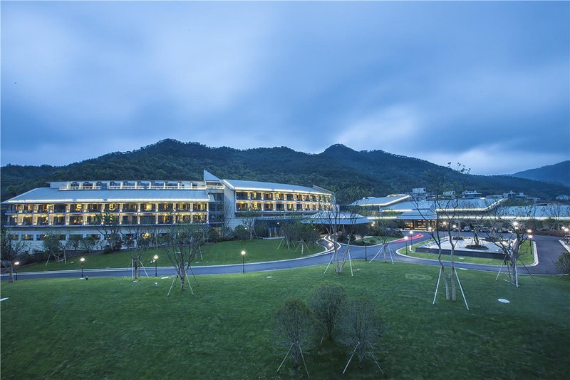 宁波东钱湖华侨豪生大酒店(二灵山温泉)