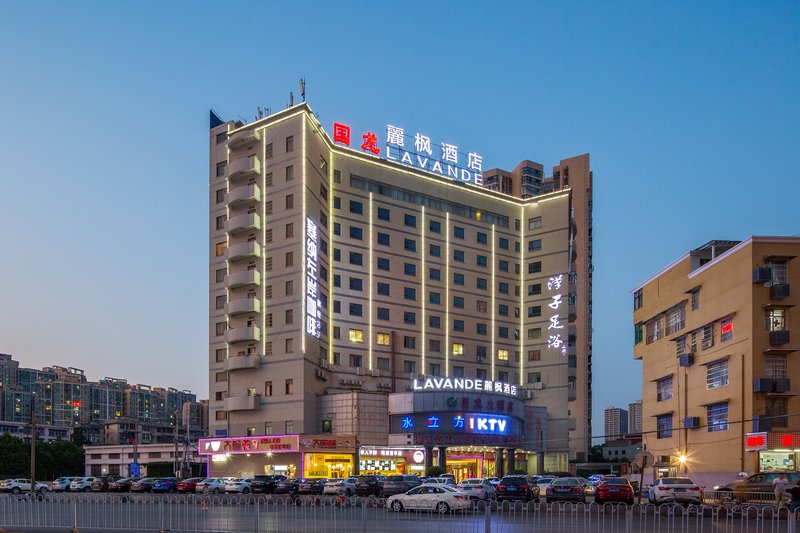 麗枫酒店(长沙高铁站树木岭地铁站店)