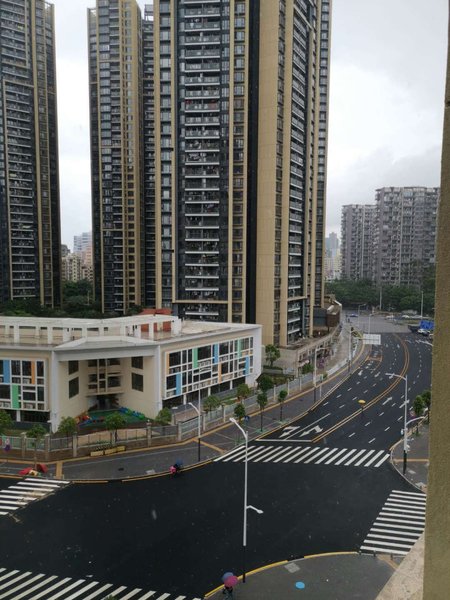 深港行政公寓(深圳北站店)